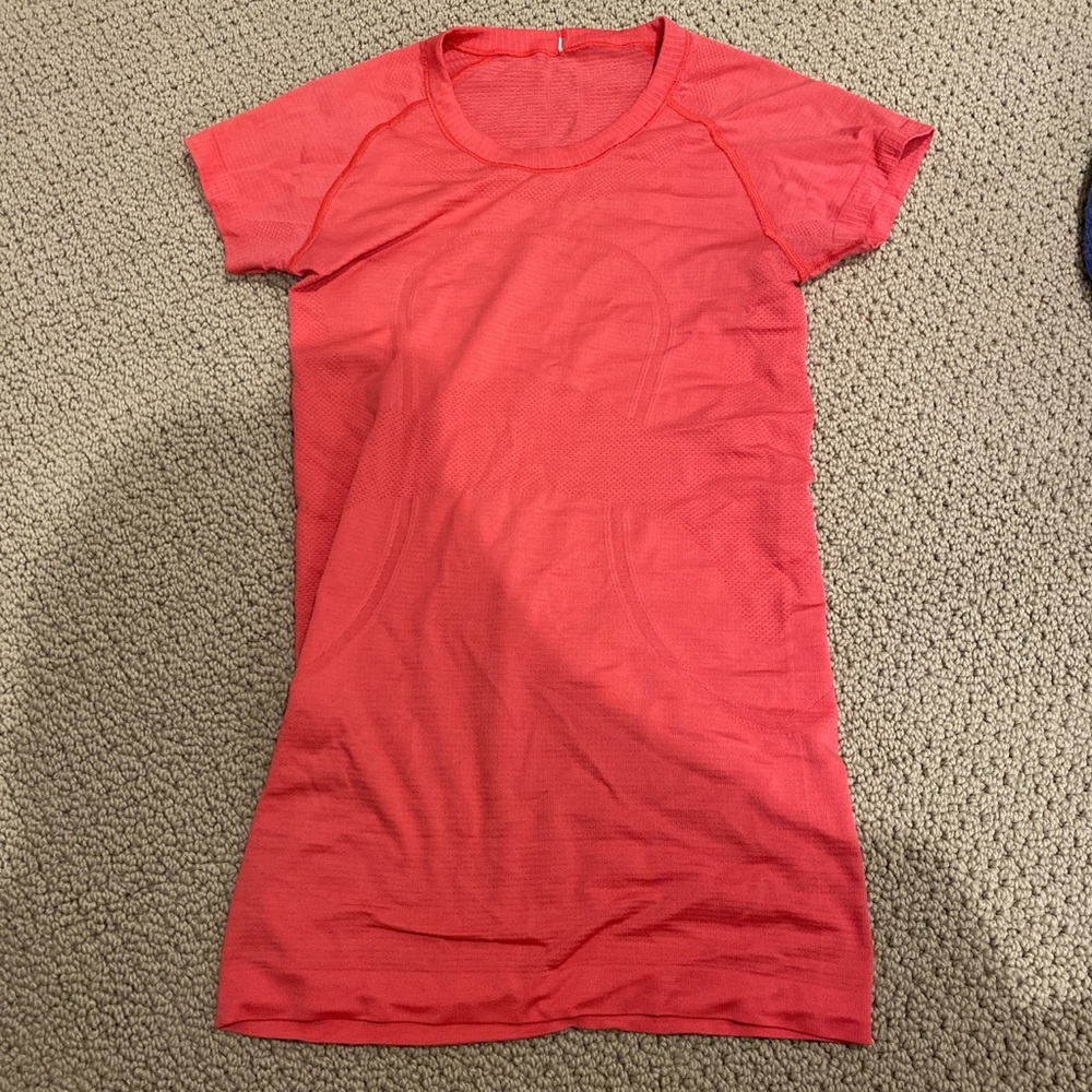 Lululemon Swiftly Tech - image 1